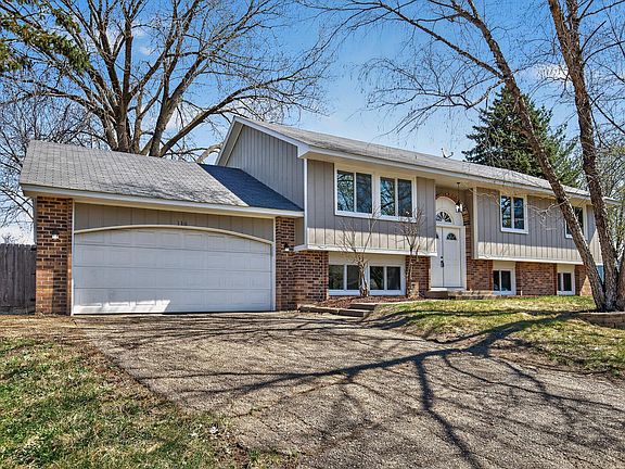 2nd image of 116 Knoll Cir E