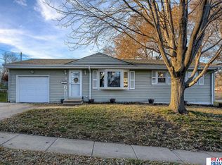 9212 Fowler Cir, Omaha, NE 68134