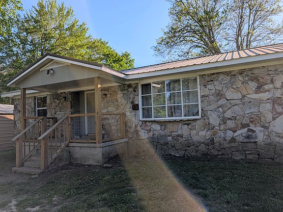 4th image of 408 Sherman Rd