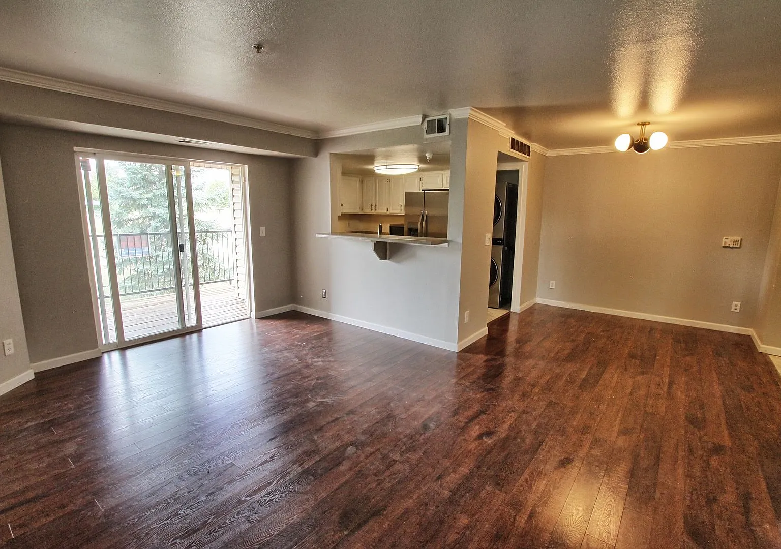 3 bed 2 bath 2nd story Littleton Condo — Photo 2