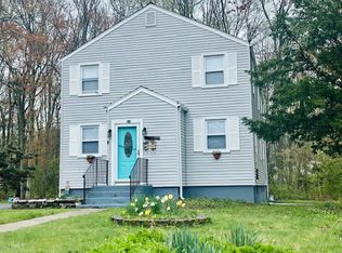 307 Rockwell Ave, Bloomfield, CT 06002