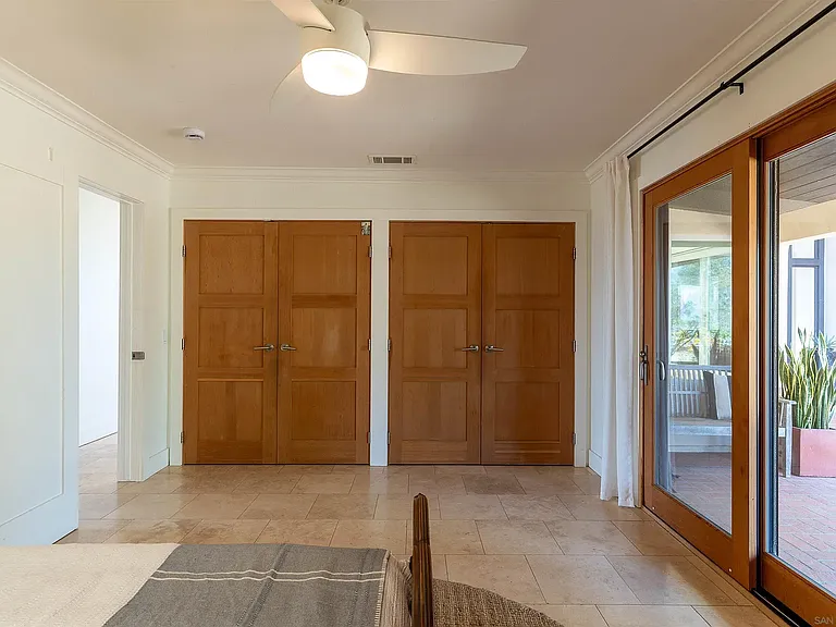 30410 Calle La Reina — Photo 19