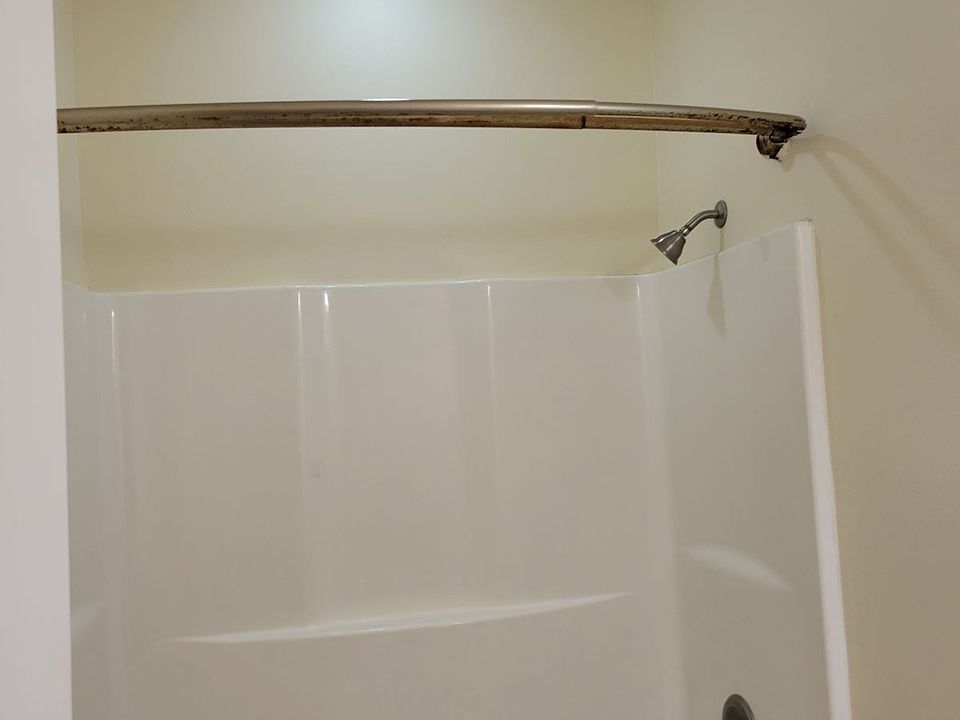 1st image of 210 Small Oaks Rd