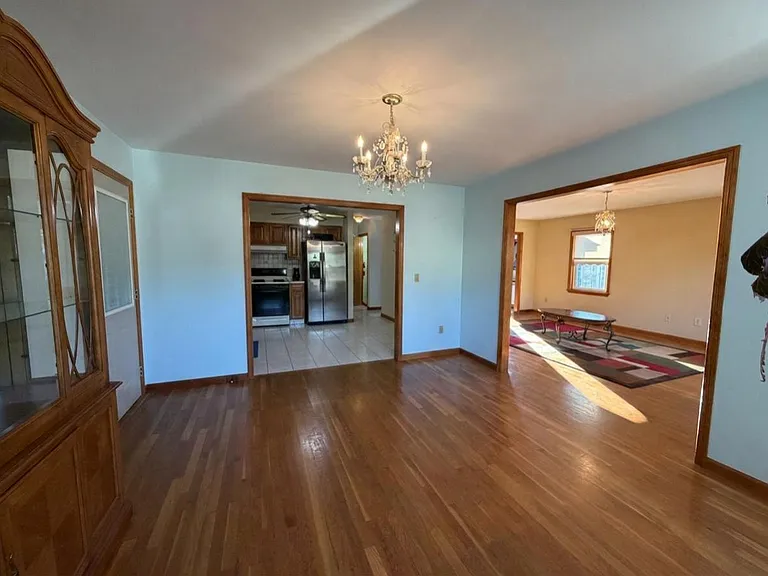 50 Lincoln Ave #1-A — Photo 2