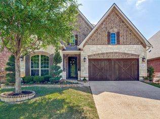 2825 Sheffield Dr, Roanoke, TX 76262