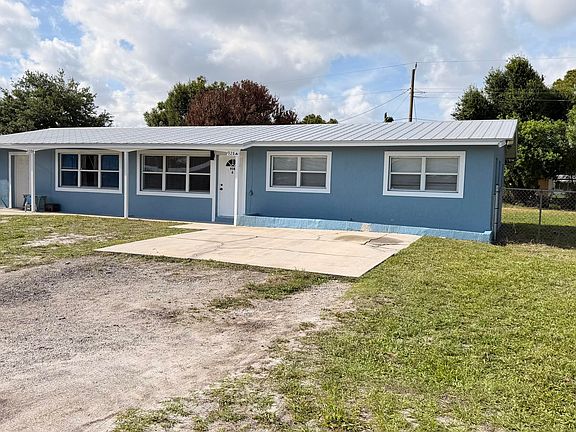 2nd image of 928 Fra Mar Place #2