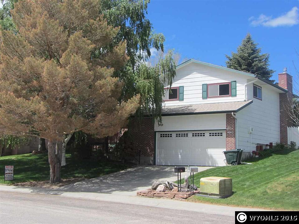 1st image of 660 N Wind River Dr