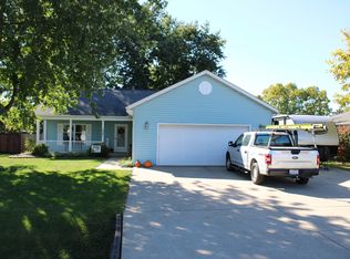 1867 Irene Rd, Sandwich, IL 60548