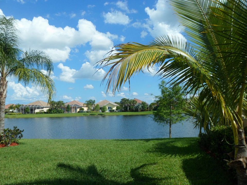 1st image of 10426 SW Stratton Dr