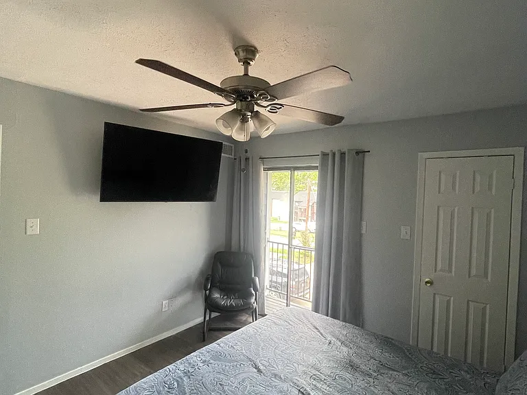 2410 Toro Ln #B — Photo 14