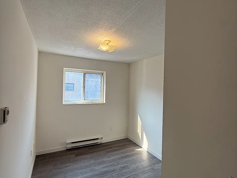 555 Oxford St #205 — Photo 4