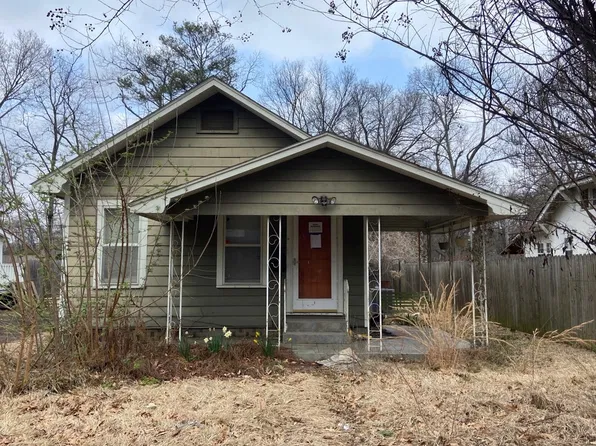 308 W 7th St, Stuttgart, AR 72160