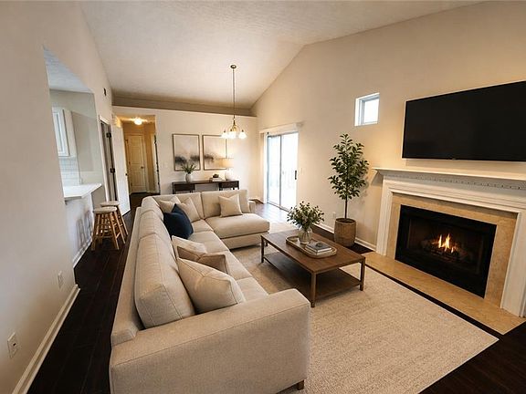 3rd image of 2040 Keenland Ct