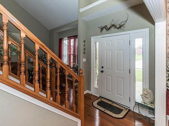 3rd image of 10612 Glenn Cairn Ct
