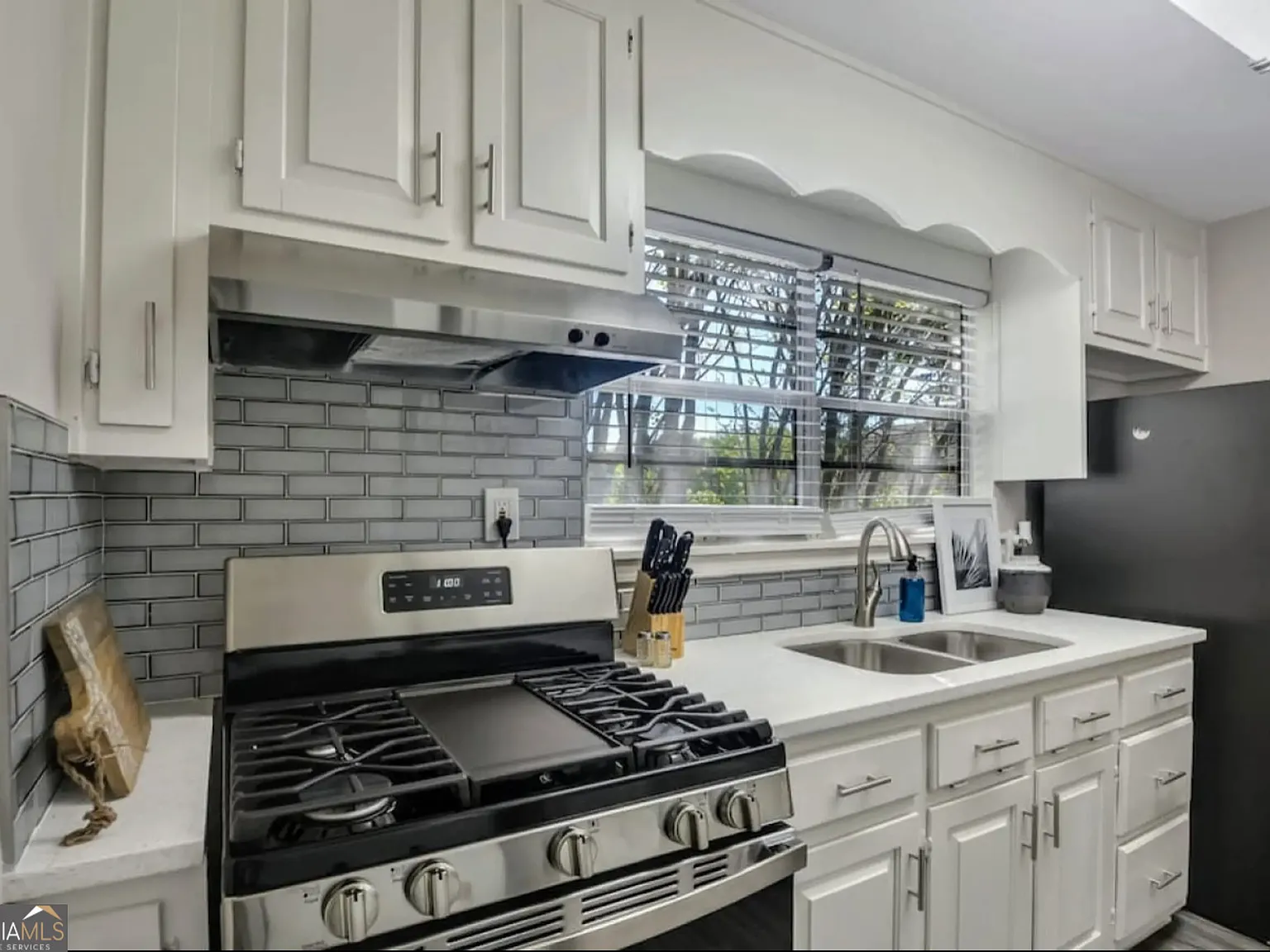 2 bed, 1.0 bath, 816 sqft, $3,900 — Photo 4