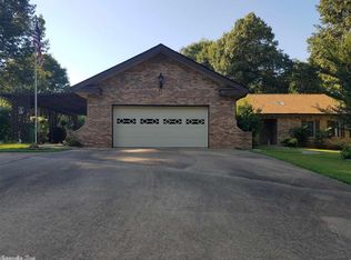 87 Allegheny Dr, Cherokee Village, AR 72529