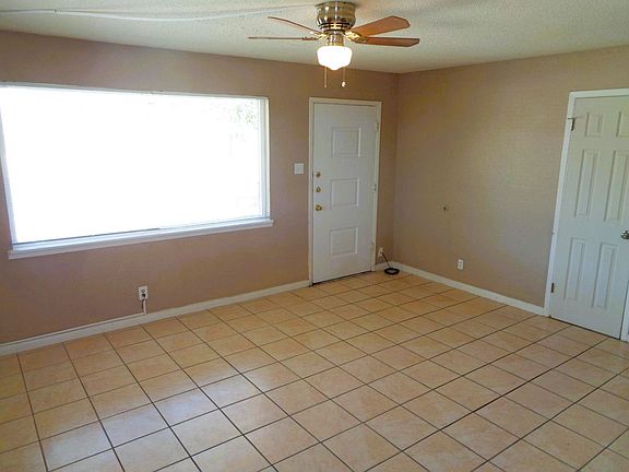 4th image of 8724 Polaris St