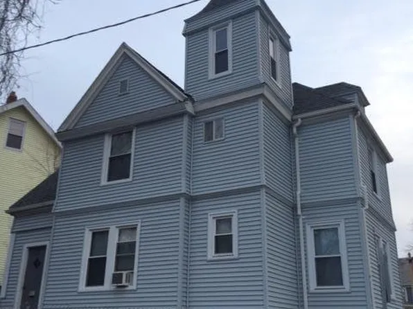17A Gordon St, Allston, MA 02134