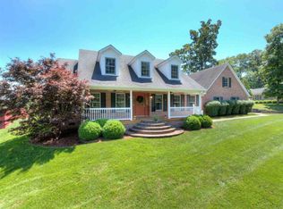 8 Heavenly Pl, Huntington, WV 25705