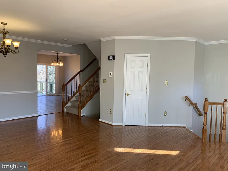 3384 Governors Crest Ct — Photo 4