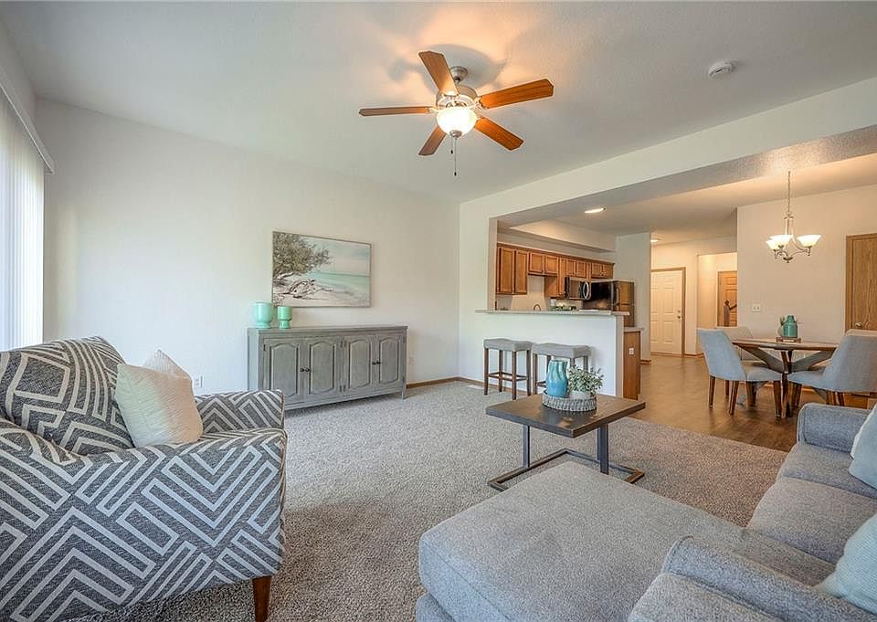 1st image of 10344 Sloan Ave