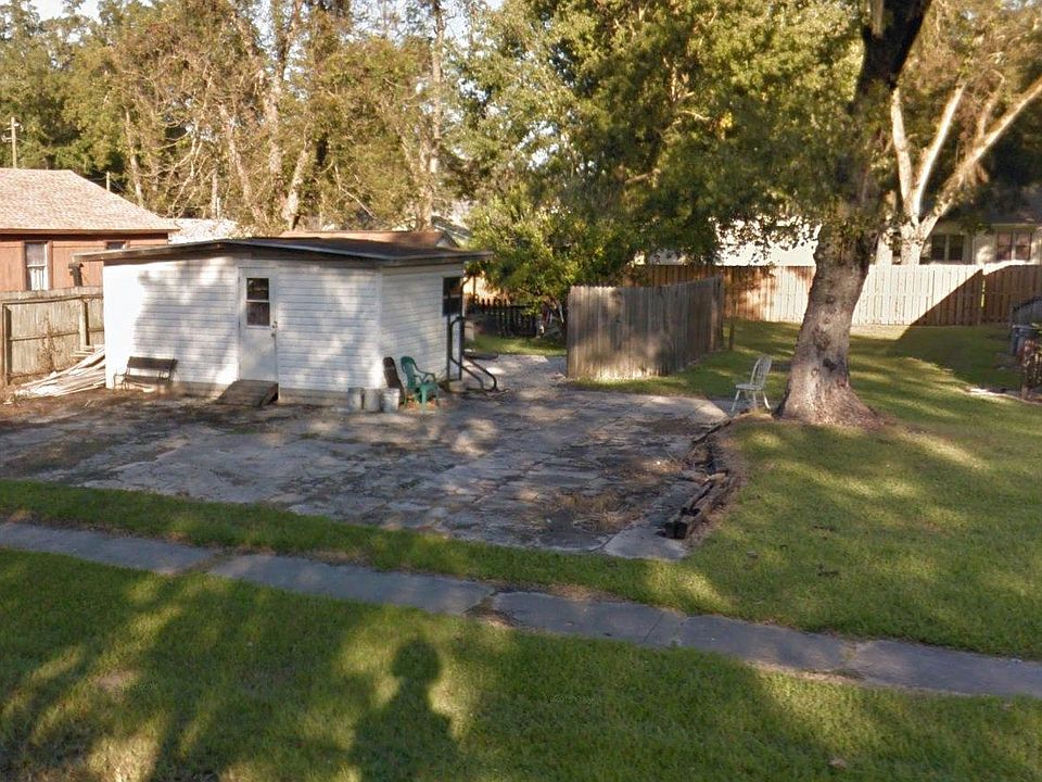 2nd image of 287 Oliver St W