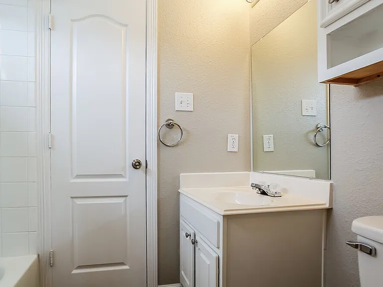 26614 Cypresswood Dr — Photo 16