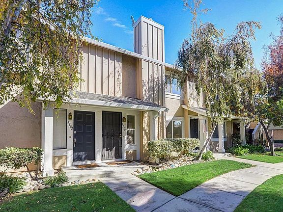3rd image of 3590 Ivalynn Cir