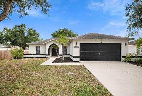 15624 Sunny Crest Ln Photo 1