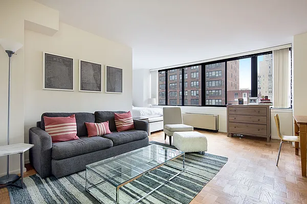 Rented by Compass | media 8