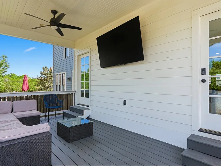 1018 Jackson St — Photo 21