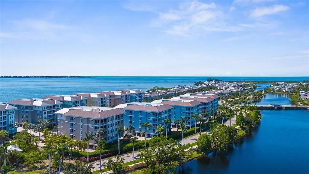 2 bed, 2.0 bath, 1456 sqft, $4,500 — Photo 4