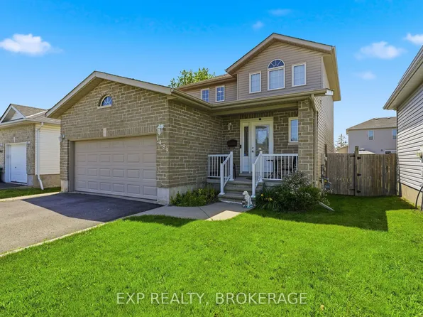 1489 Birchwood Dr, Kingston, ON K7P 3H5
