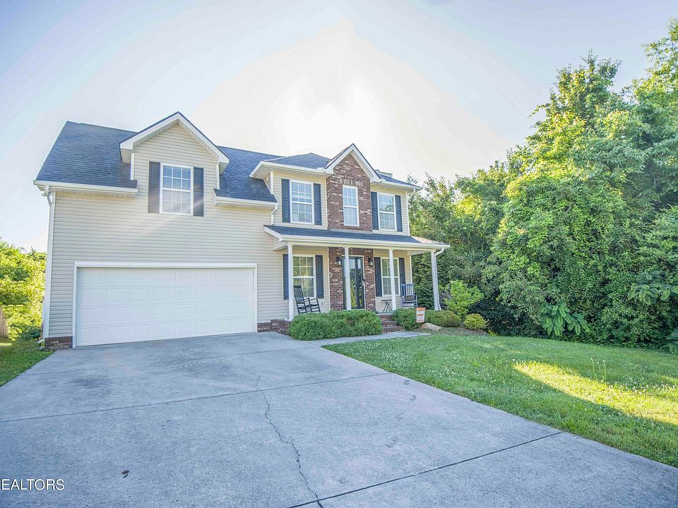 1st image of 5486 Castle Pines Ln