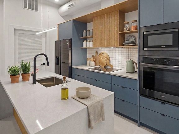 2nd image of 2201 Frankford Ave #2G