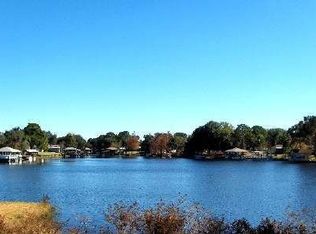 1011 Gardenia St, Lake Placid, FL 33852