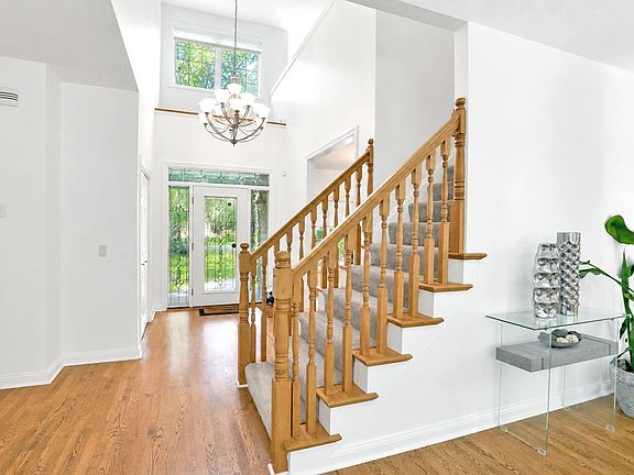 5th image of 604 24th St NW