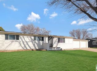 213 Jefferson St, Remsen, IA 51050