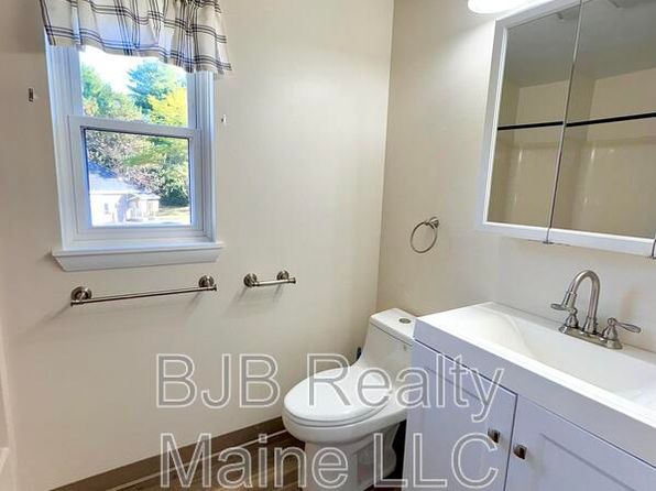 395 Lisbon St APT 14