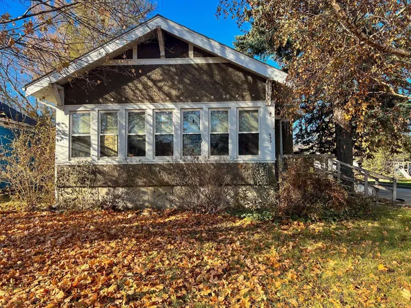 653 Colorado Ave SW, Huron, SD 57350