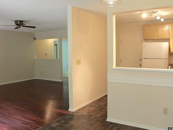 5th image of 231 Woodscape Dr