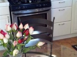 10616 Vanora Dr, Sunland, CA 91040