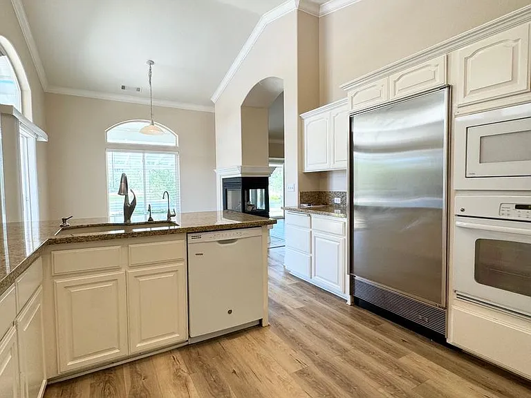 21789 Seven Lakes Ln — Photo 9