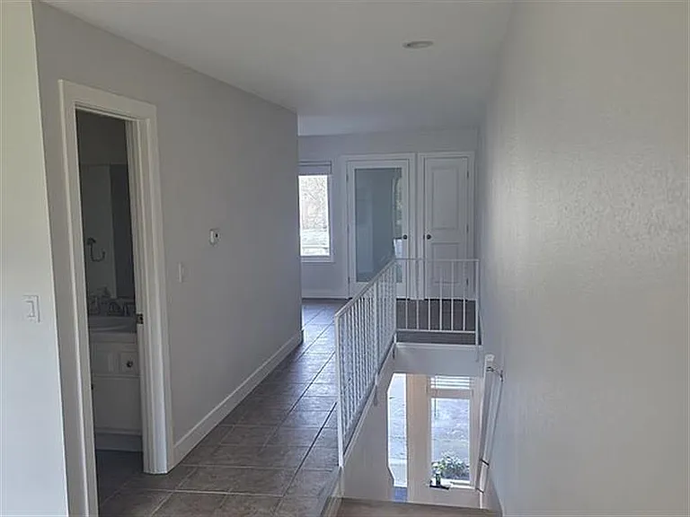 3088 Yulupa Ave — Photo 2