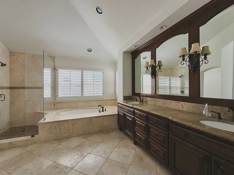 2650 Palmetto — Photo 18