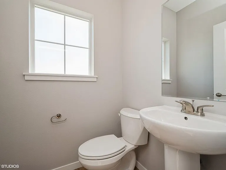 2773 Rookwood Ln — Photo 17