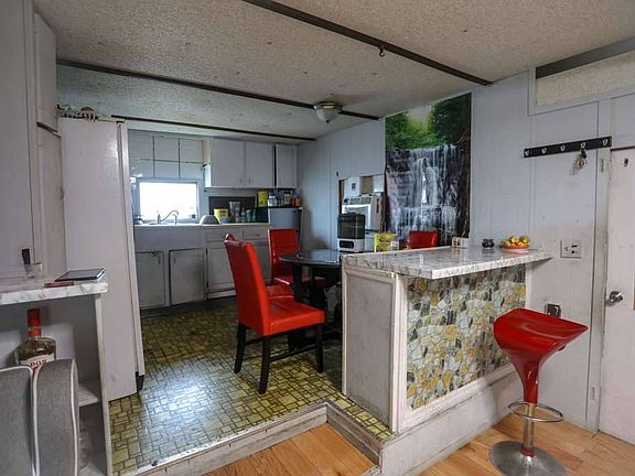 3rd image of 2902 Backiel Dr #800