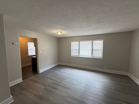5th image of 4 N Butler Ave Unit 9