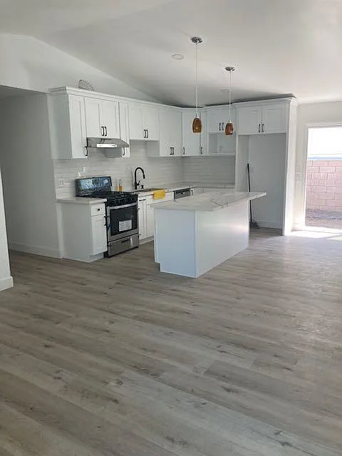 Building Photo - 5100 Sereno Dr