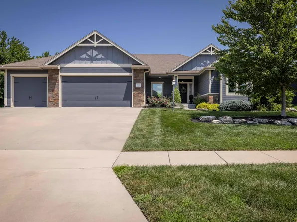 3112 SE Silverleaf Ct, Topeka, KS 66609